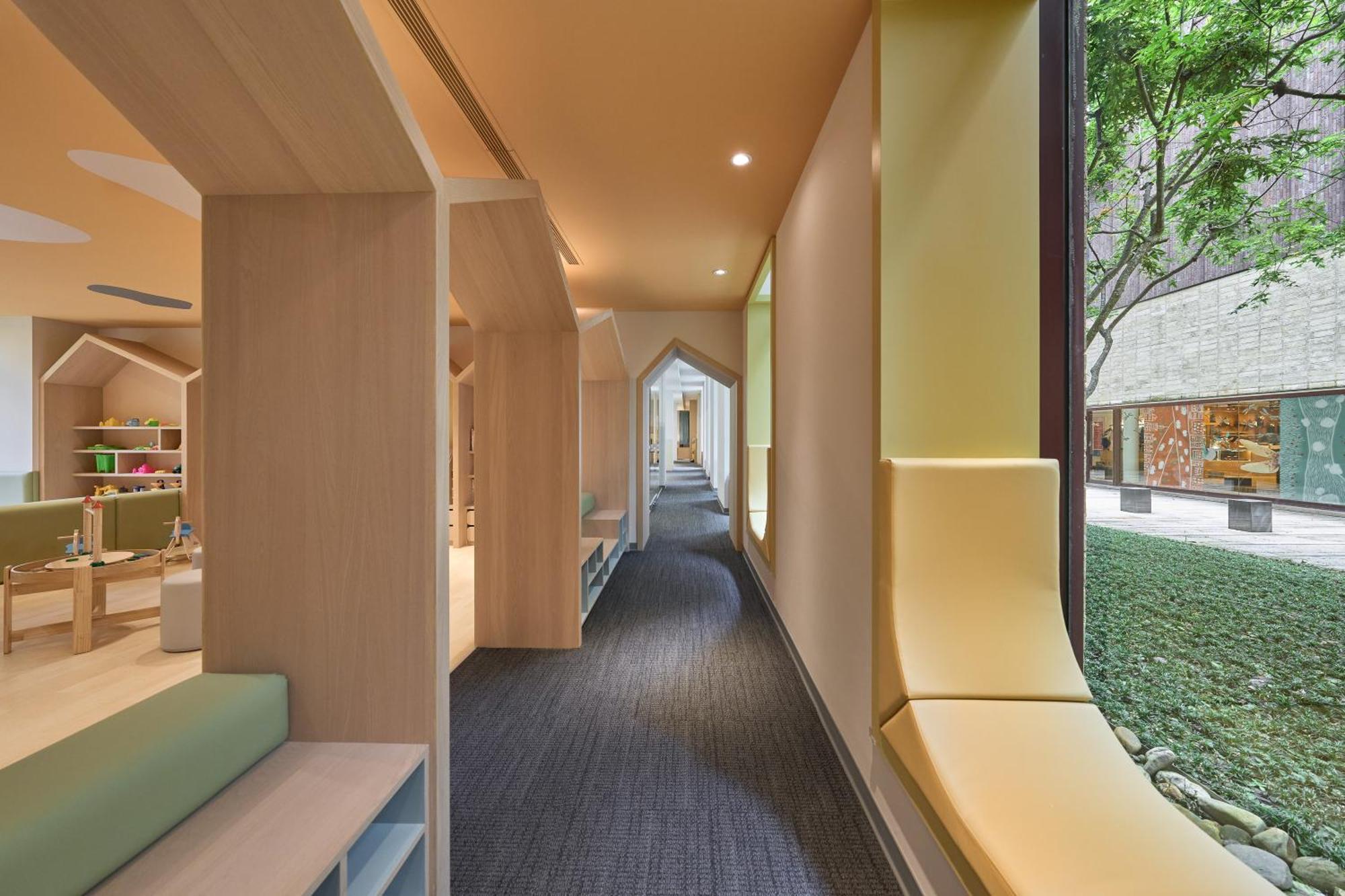 โรงแรมรอยัล เจียว ซี เจียวซี ภายนอก รูปภาพ Interior of the library